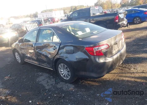 2012 Toyota Camry Le z USA, uszkodzony, nr VIN 4T1BF1FK6CU001720